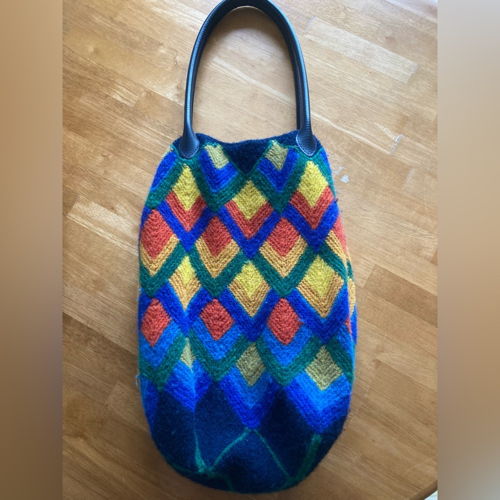 Large knit bag